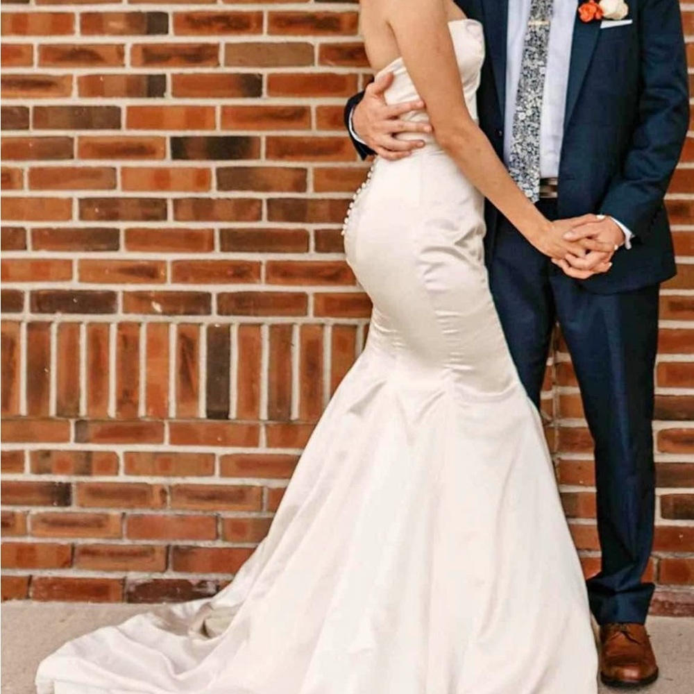 Justin Alexander 8659 wedding dress